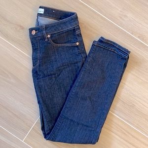 EUC~LOFT~SLIM POCKET~CURVY SKINNY JEANS~STRETCH~MID RISE~2/26